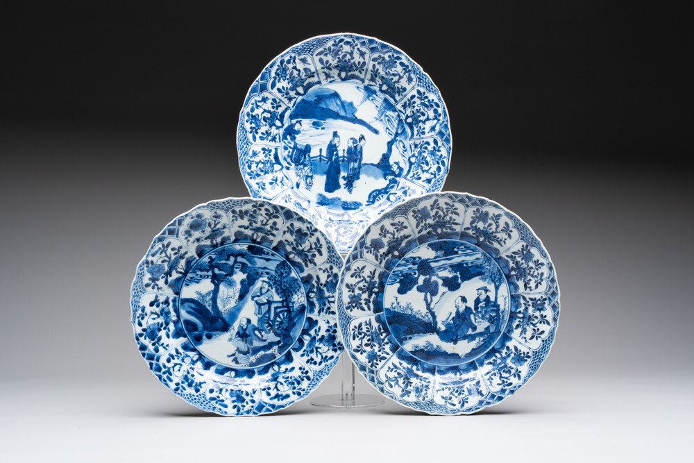 Three Chinese blue and white dishes with figural design, Kangxi