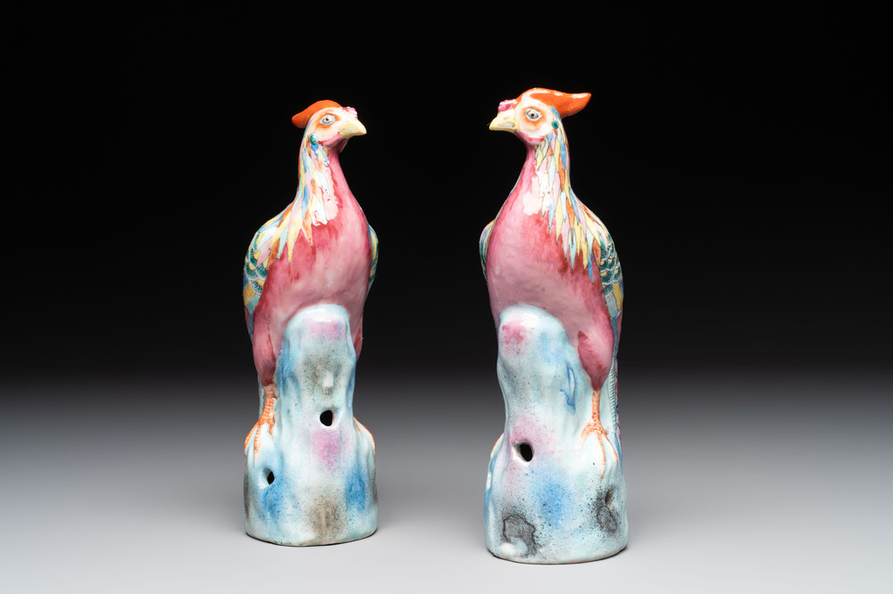 * A pair of Chinese famille rose models of pheasants, 18/19th C.