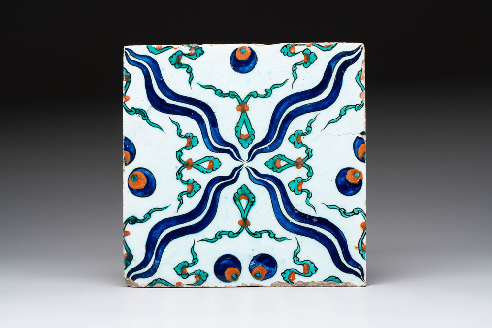 A fine intact Iznik 'Cintamani' tile, Tekfur Saray kilns, Turkey, early 18th C.