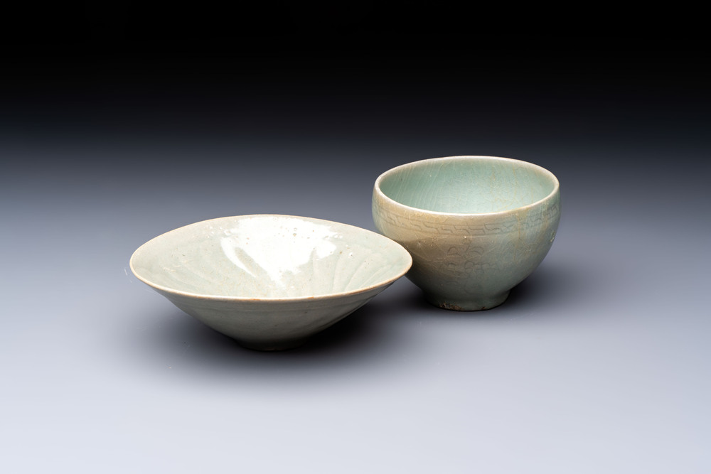 Two Korean celadon bowls with incised floral design, probably Goryeo/Joseon, 14/15th C.