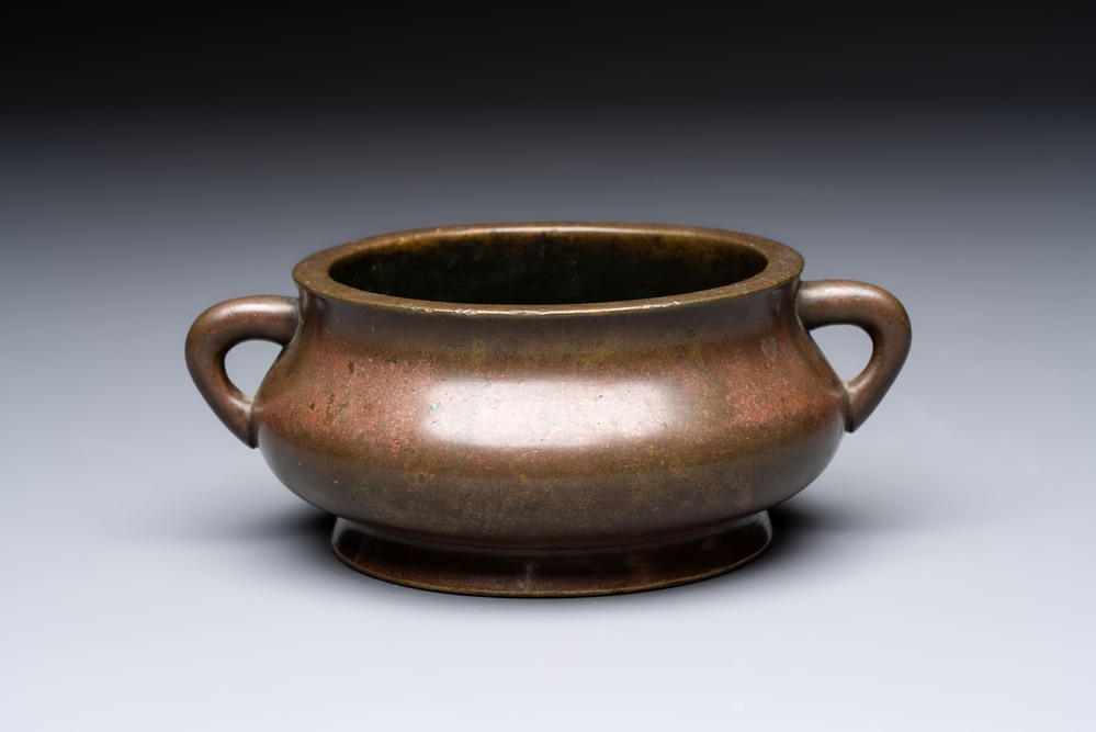 A Chinese bronze censer, Xuande mark, 19th C.