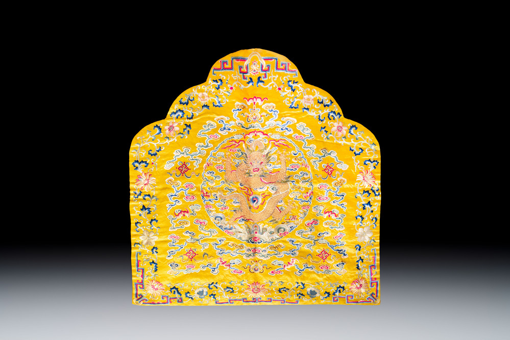 An imperial Chinese embroidered silk gold-thread yellow-ground cushion cover, Qianlong/Jiaqing