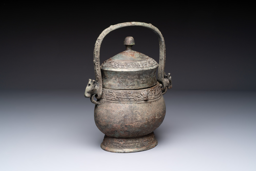 A Chinese archaic bronze food vessel, 'you 卣', Western Zhou