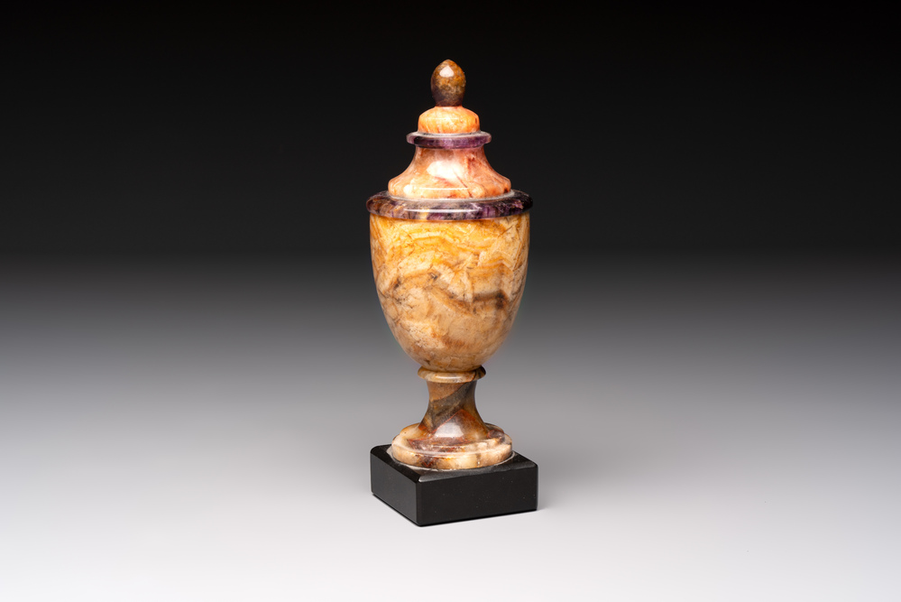 An English Blue John urn on black marble base, ca. 1900
