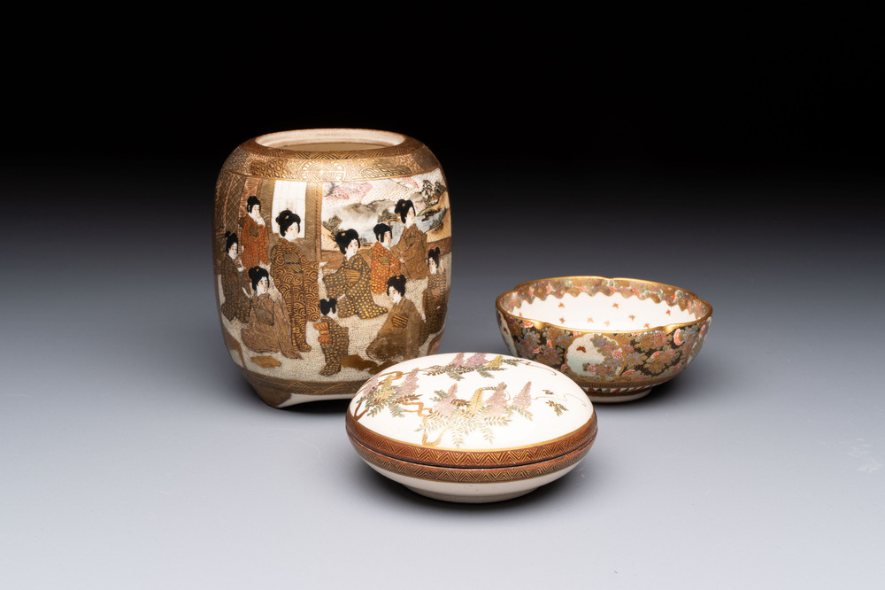 Three Japanese Satsuma wares, Kinkozan mark, Meiji, 19th C.