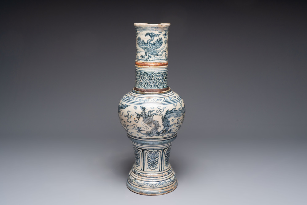 A large Annamese or Vietnamese blue and white inscribed two-piece altar vase, 16th C.