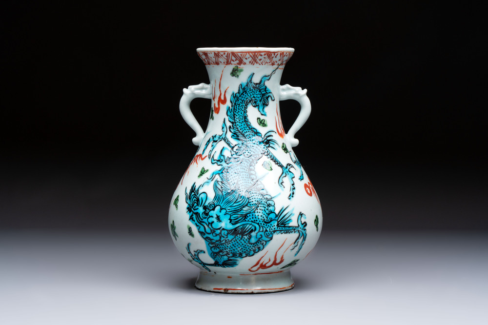A rare Chinese polychrome Swatow 'Dragon' vase, Ming