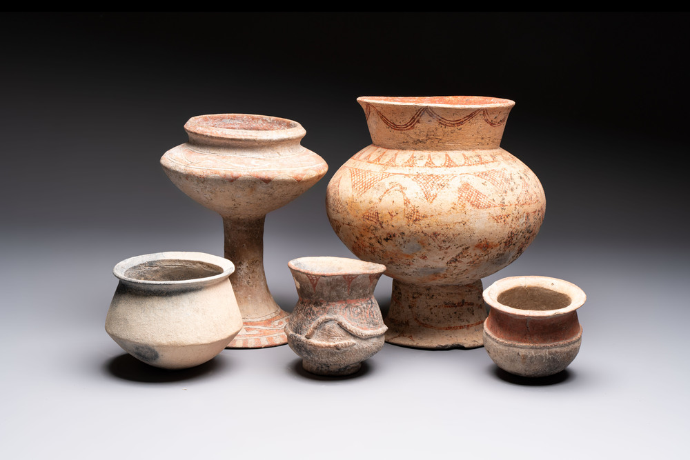Five Thai pottery wares, Ban-Chiang, 7/4th C. B.C.