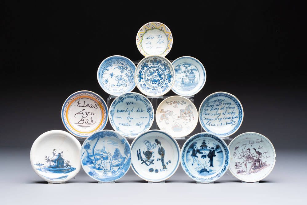 A varied collection of 13 Delftware saucers and bowls, 17/18th C.