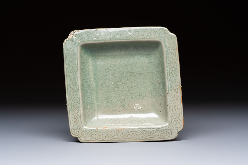 A fine Korean celadon square dish with incised floral design, Goryeo, 12th C.