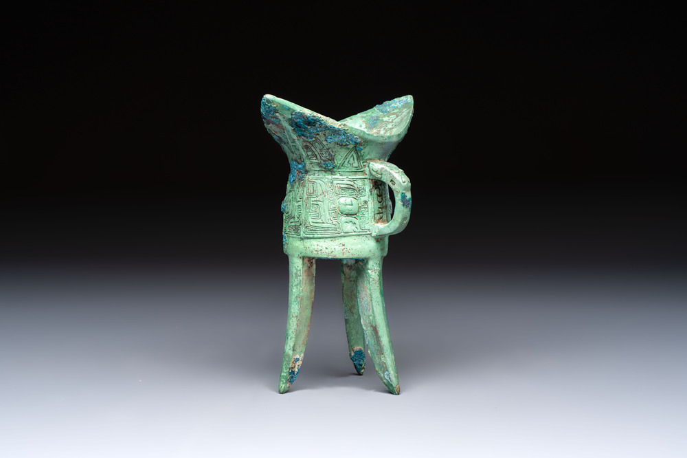 A Chinese archaic bronze wine vessel, Jiao 角, Shang/Zhou