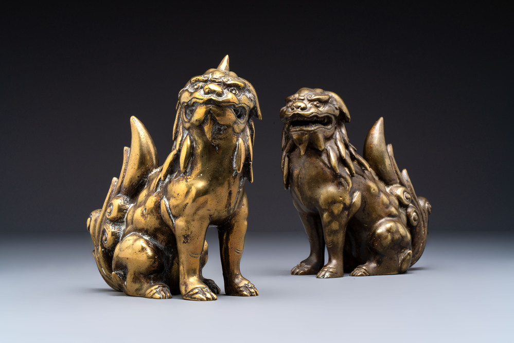 A pair of Japanese bronze Buddhist lions, 19/20th C.