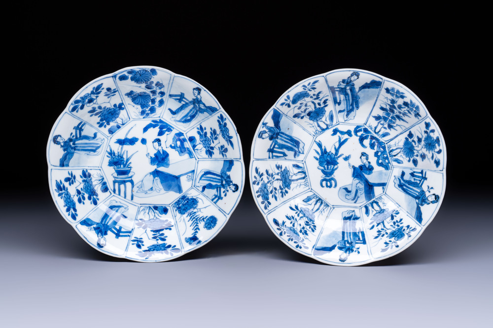 A pair of Chinese blue and white flower-shaped 'Long Eliza' plates, Kangxi