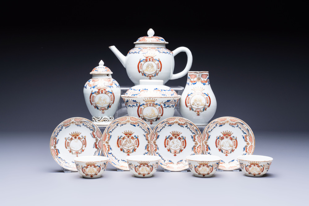 A Chinese armorial export 12-piece tea service with crowned monograms, Qianlong