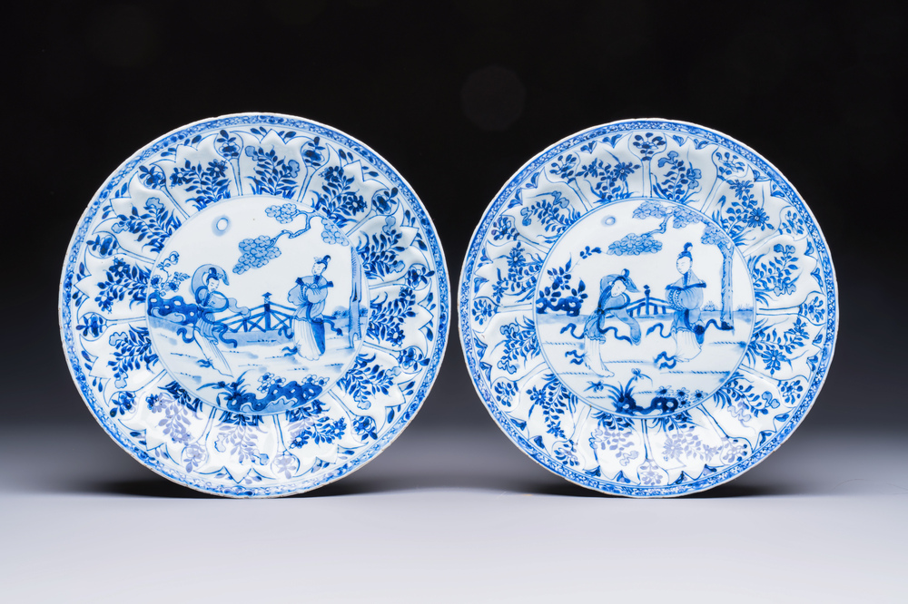 A pair of Chinese blue and white moulded dishes with dancing ladies, Kangxi