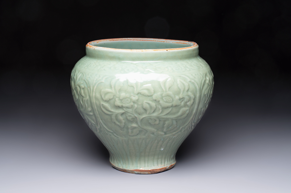 A fine large Chinese Longquan celadon 'Floral' jar, Ming