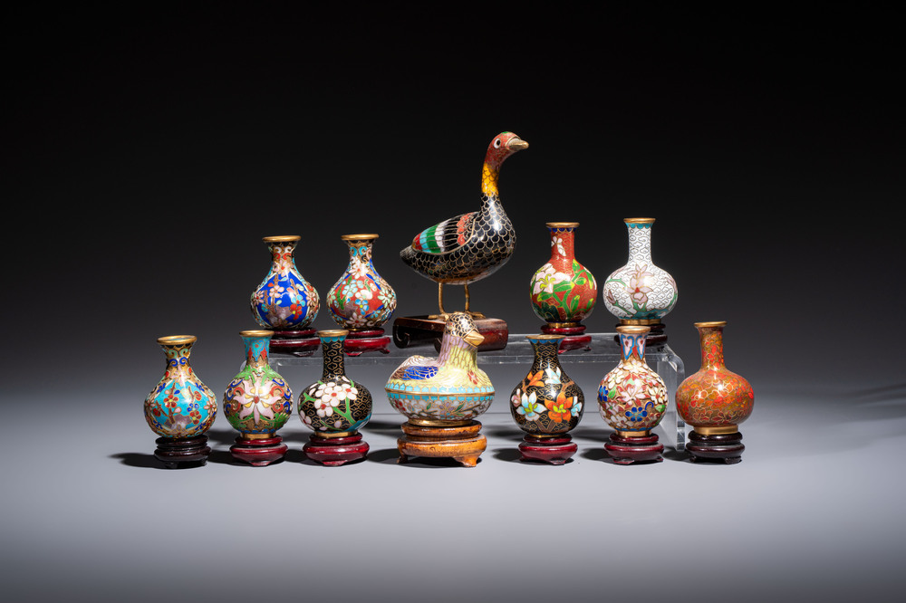 Ten Chinese cloisonn&eacute; miniature vases, a goose and a duck-from covered box, on wooden stands, 20th C.