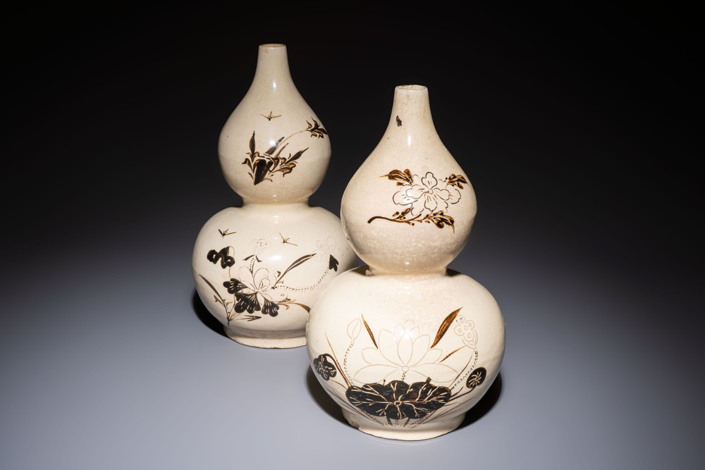 A pair of Chinese Cizhou double gourd vases, Ming