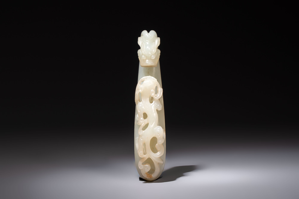 A fine Chinese white jade 'Dragon' belt hook, Qing