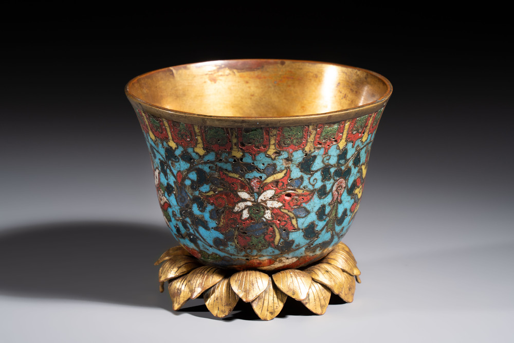 A fine Chinese cloisonn&eacute; 'Lotus Scroll' bowl, Ming