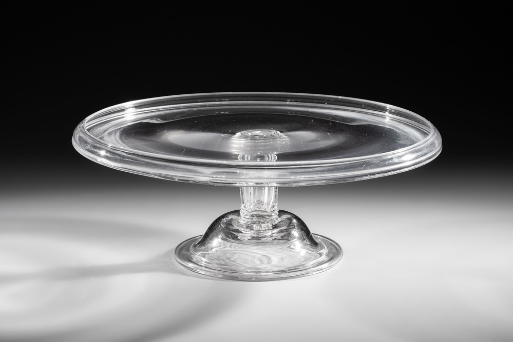 A large glass pedestal tazza, England, 18th C.