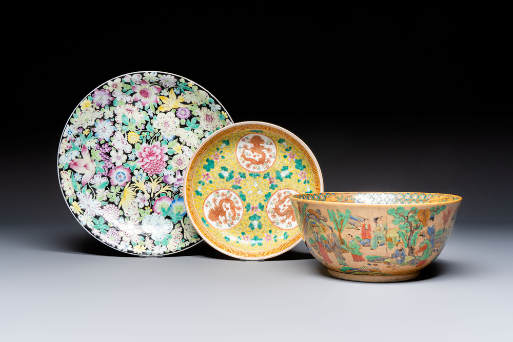 A Chinese famille rose 'Millefleurs' plate, a 'Dragons' plate, and a Nanking famille verte caf&eacute;-au-lait-ground bowl, Qianlong marks, 19/20th C.