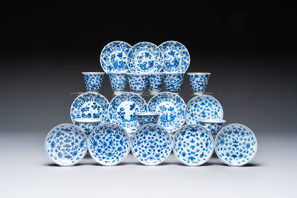 Nine Chinese blue and white cups and 12 saucers, Kangxi