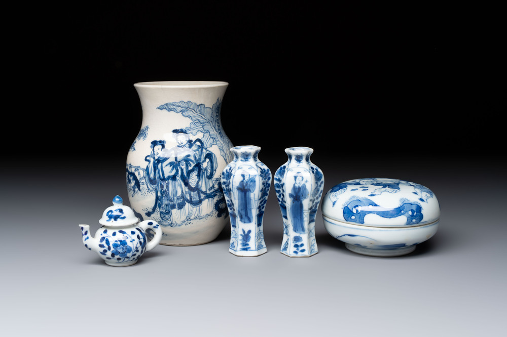 A Chinese blue and white vase, a pair of miniature vases, a covered teapot and a covered box, Kangxi and artemisia leaf mark, Kangxi