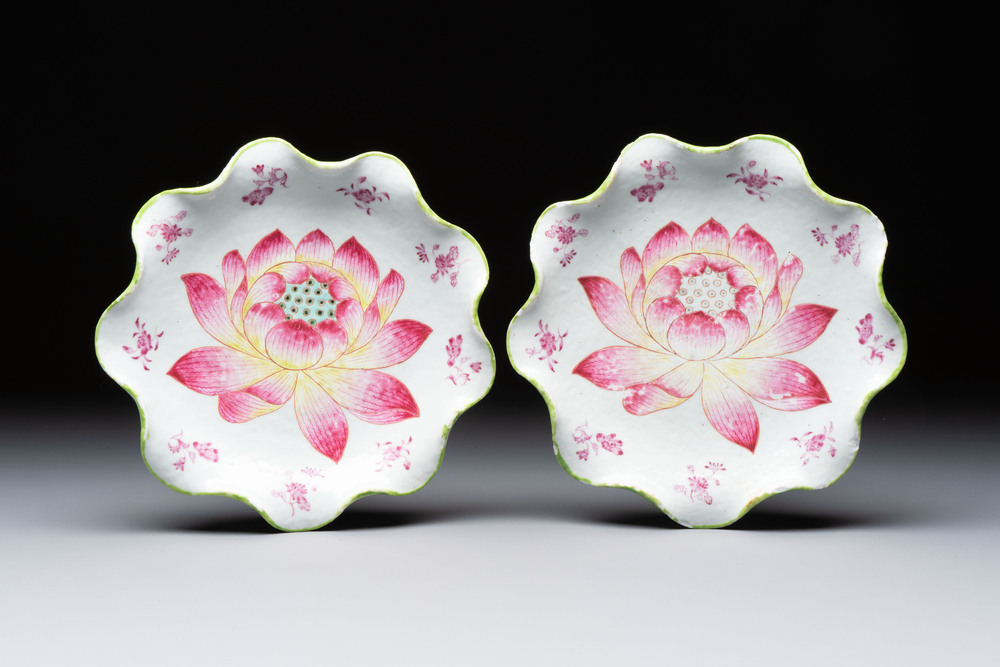 A rare pair of Chinese famille rose 'Lotus' plates, Qianlong