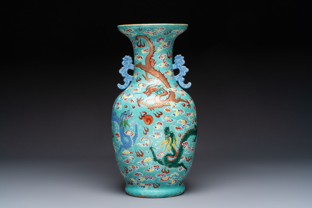 A Chinese famille rose turquoise-ground 'Dragon' vase, 19th C.