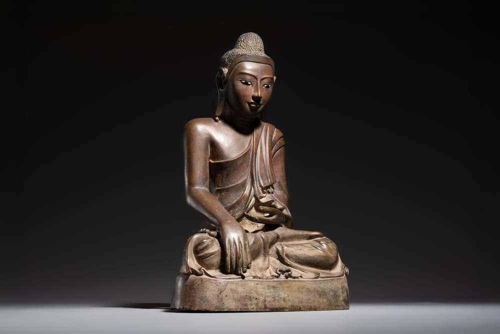 A Burmese partly lacquered bronze Mandalay Buddha, 19/20th C.