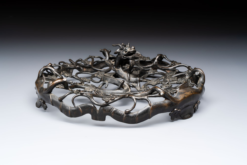 A large Chinese archaistic bronze 'Dragon' stand, Ming