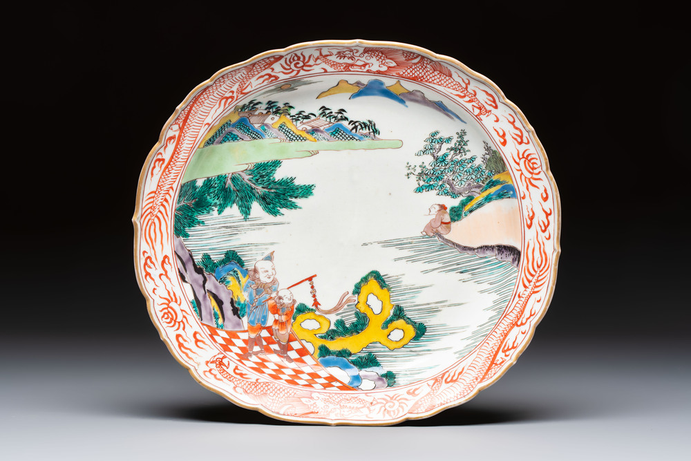 A rare Japanese Kutani oval 'Dutchmen' dish, seal mark, Edo, 17/18th C.