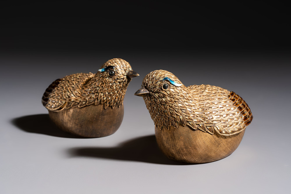 A pair of Chinese enamelled gilt-silver quail-form boxes and covers, 19/20th C.