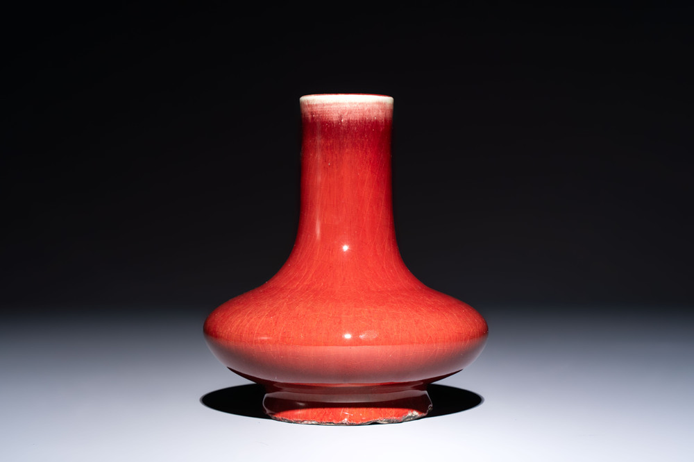A Chinese flamb&eacute;-glazed vase, 19th C.