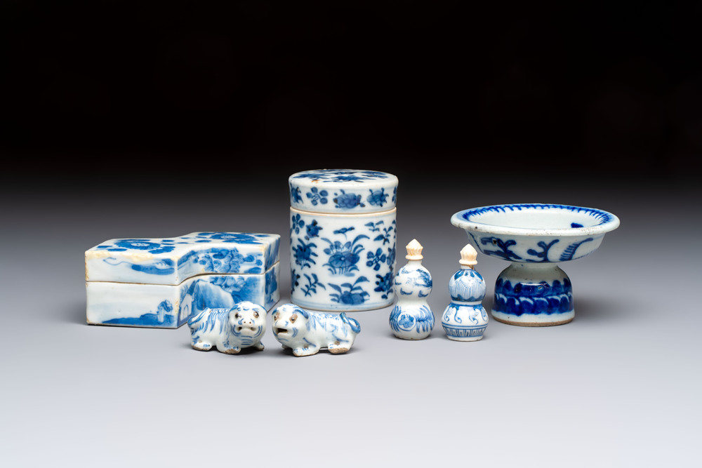 A varied collection of seven Chinese blue and white wares, Chenghua marks, 19th C.