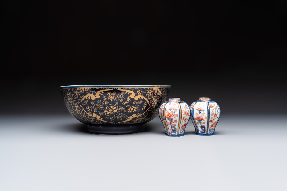 A gilt-decorated powder-blue-ground punch bowl and a pair of Imari-style jars, Samson, Paris, 19th C.