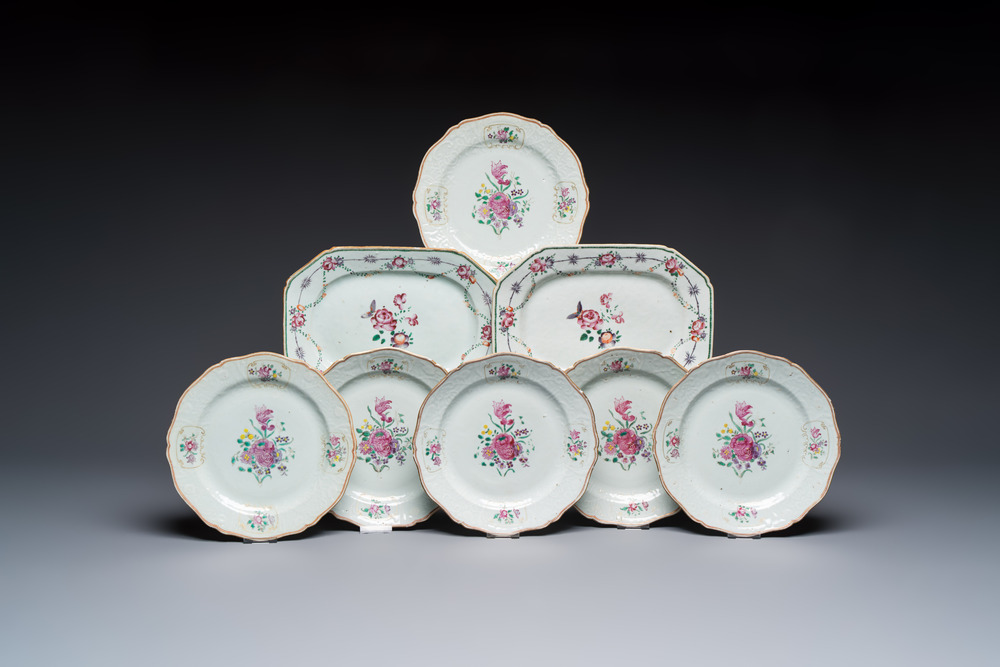 Two Chinese famille rose serving dishes and six plates with floral design, Qianlong