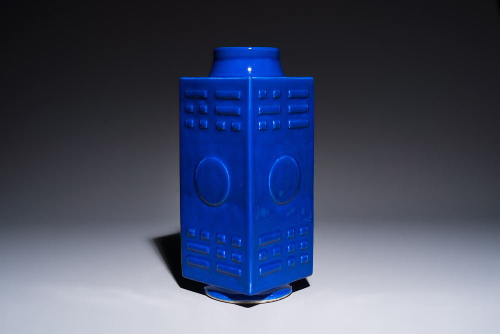 A large Chinese blue-glazed 'Cong' vase with trigrams, 19th C.