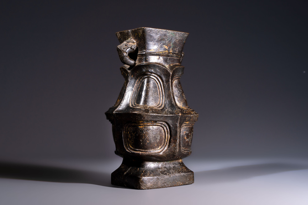 A Chinese archaic bronze wine vessel, 'Hu 壺', Ming