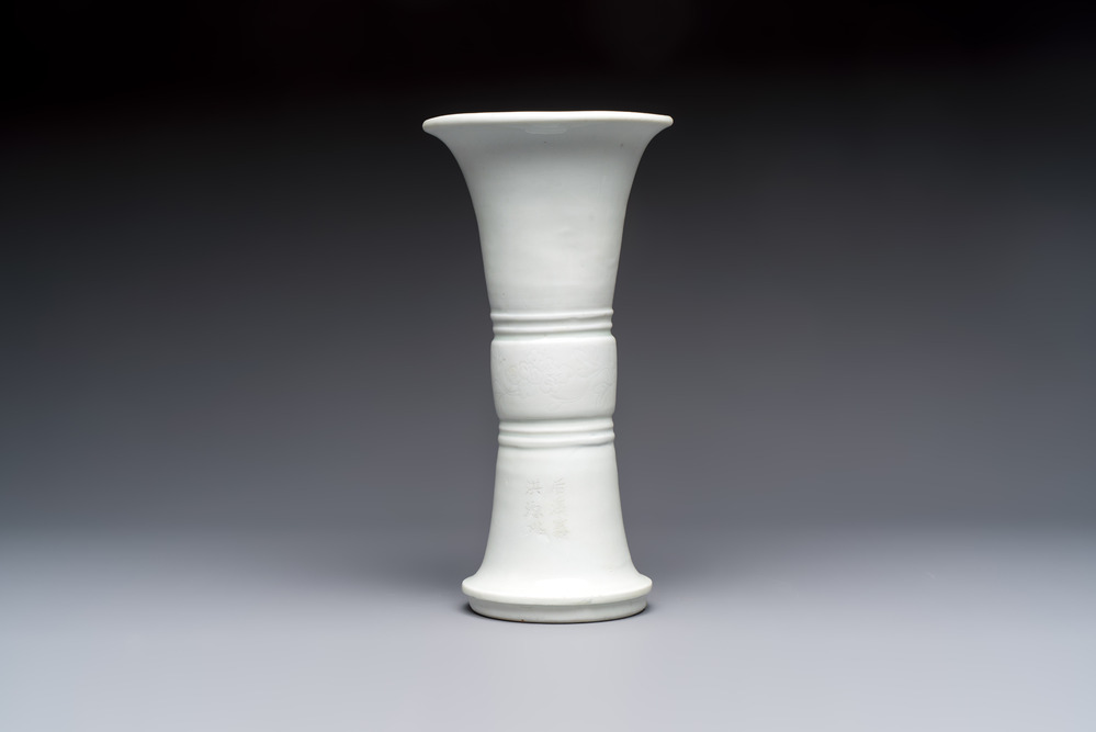 A Chinese Dehua blanc de chine 'Gu' vase, 19th C.