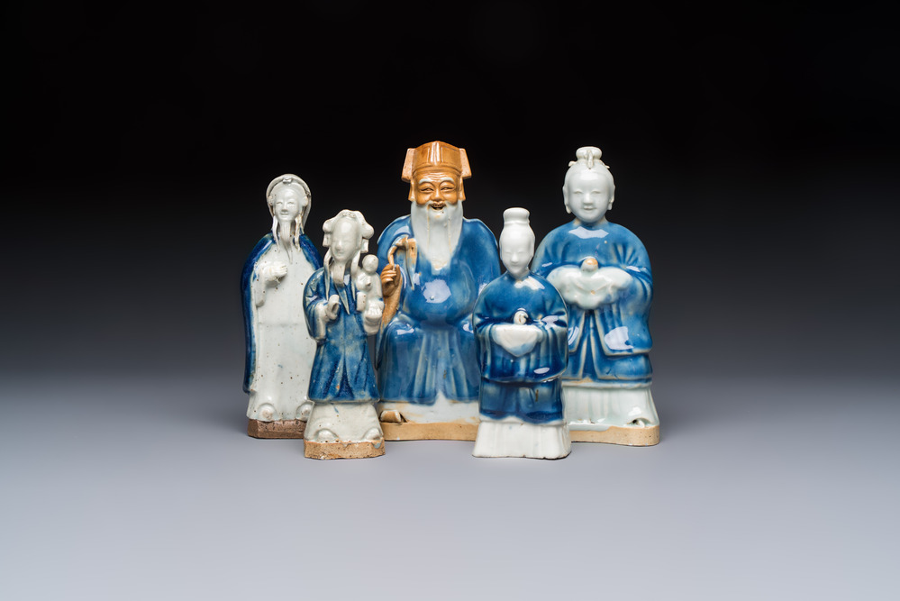 Five Chinese blue and white figures, Qianlong/Jiaqing