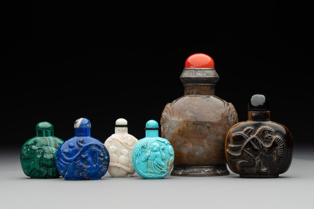 Six various Chinese carved hardstone snuff bottles, 19/20th C.