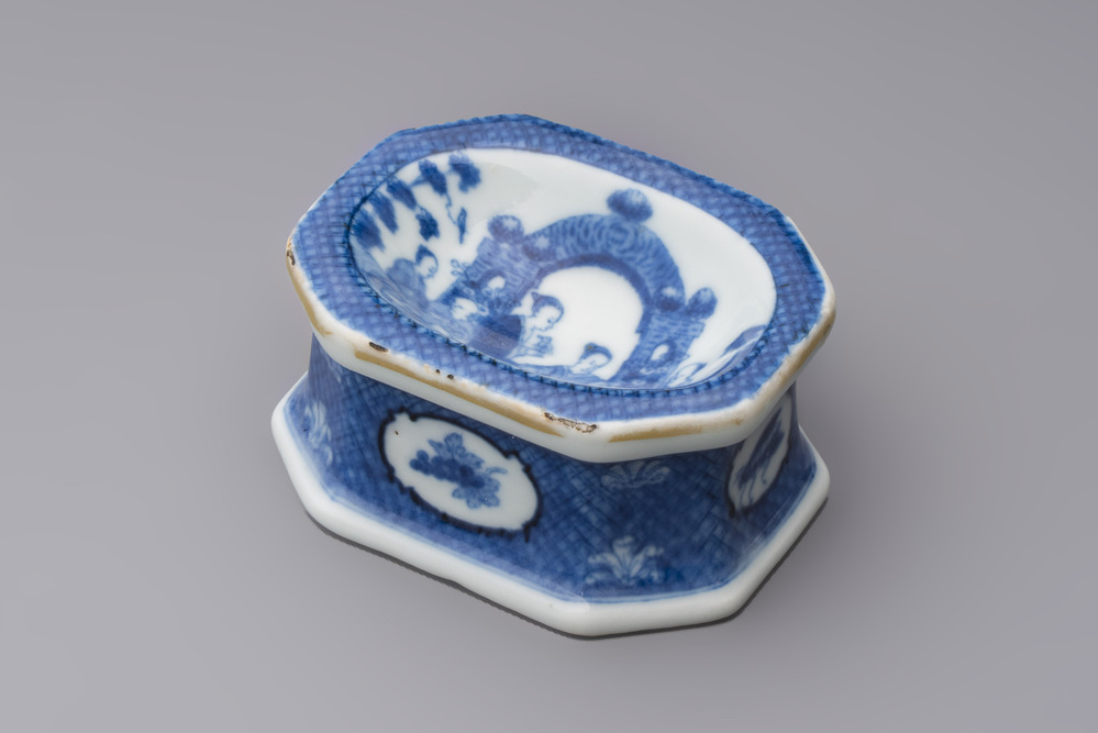 A Chinese blue and white 'Arbour' salt after Cornelis Pronk, Qianlong