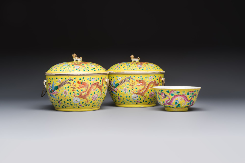 A pair of Chinese famille rose yellow-ground 'Dragon and Phoenix' covered warming bowls and a bowl, Tongzhi marks, 19th C.
