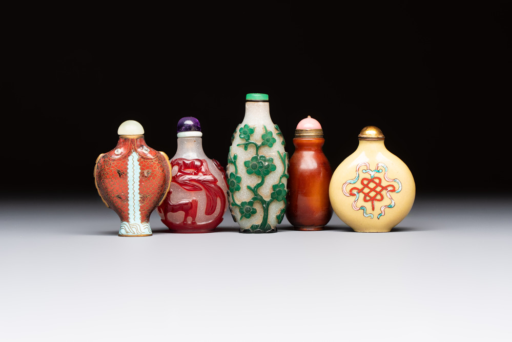 Five various Chinese cloisonn&eacute;, glass, horn and enamel snuff bottles, Qianlong mark, 19/20th C.