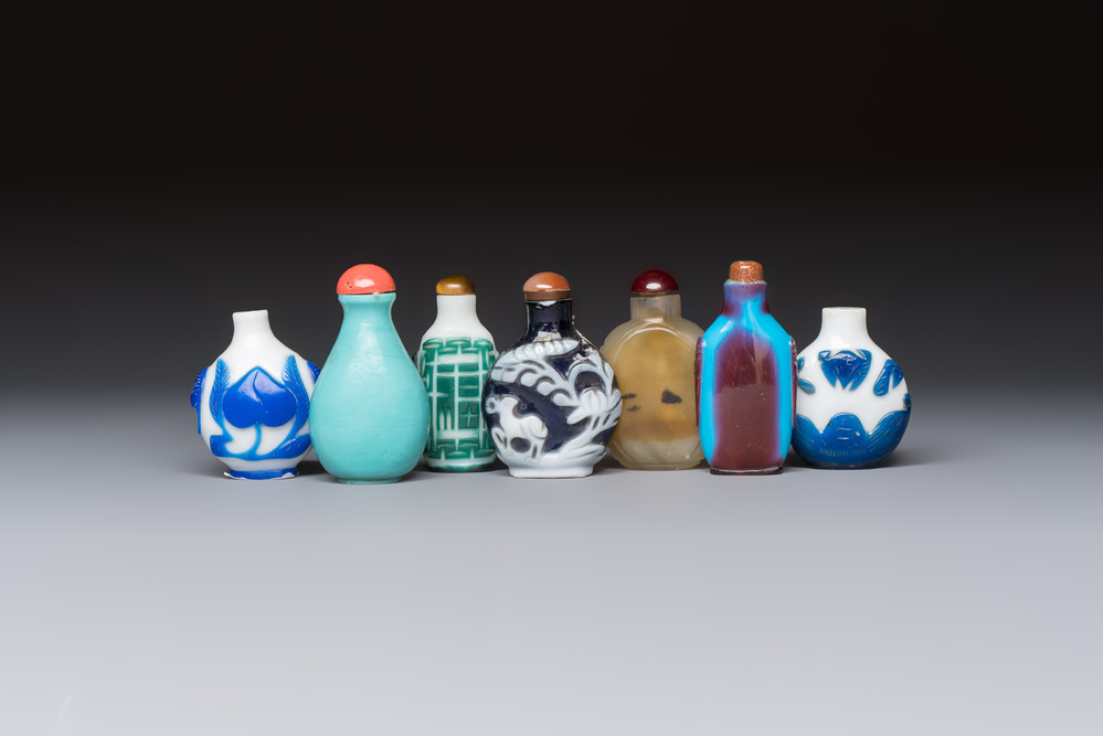 Seven Chinese glass snuff bottles, Daoguang mark, 19/20th C.