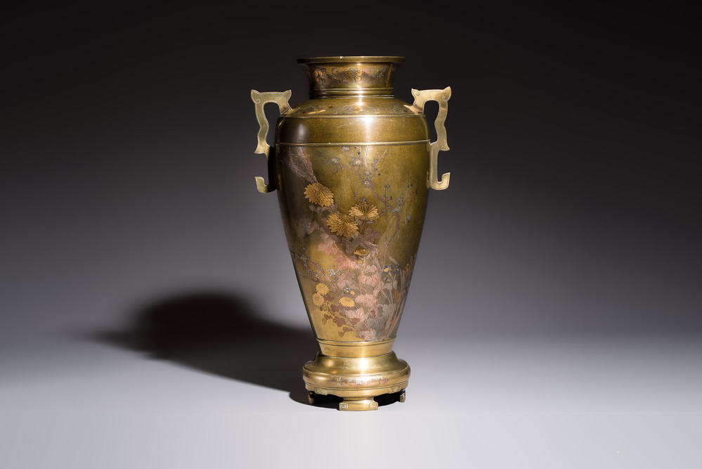 A fine and large Japanese mixed-metal bronze vase with handles, signed 'Dai Nihon Teikoku Ishikawa-ken Kanazawa Dōgyoku Kaisha sei', Meiji, 19th C.