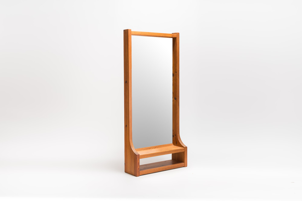 A Swedish pine wall mirror, model 279, Glasm&auml;ster, Markaryd, ca. 1960/1970