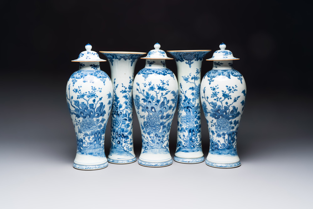 A Chinese blue and white five-piece garniture with birds among flowering branches, Qianlong